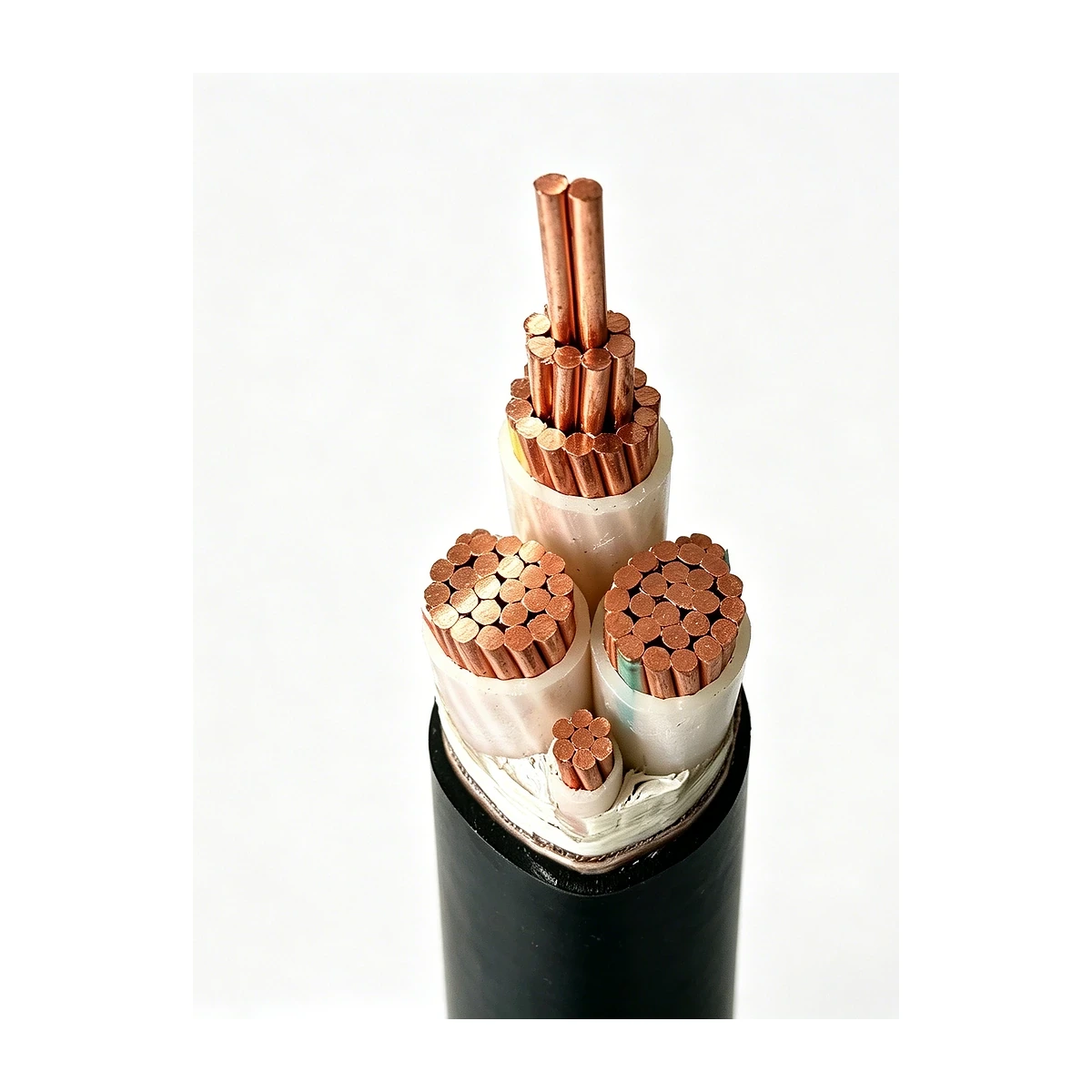 Wire Armoured XLPE Insulated PVC Sheathed Power Cable (3.6/6-26/35kV)