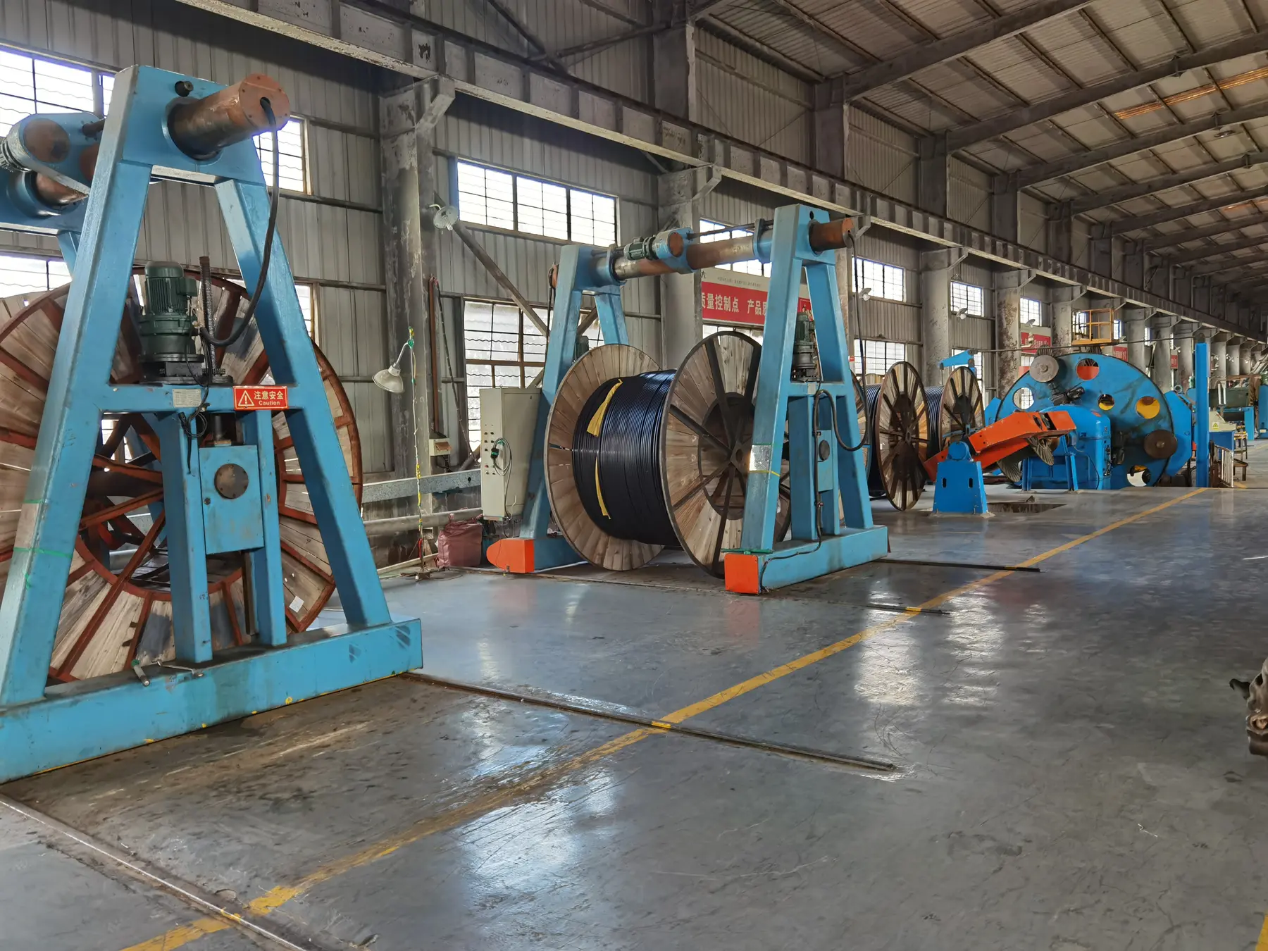Cable winding and reel handling equipment