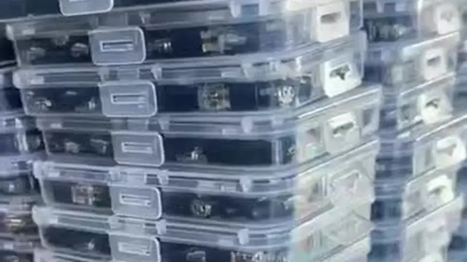 Connector batch packaging
